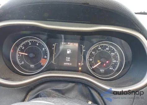 2014 Jeep Cherokee Sport z USA, uszkodzony, nr VIN 1C4PJLAB3EW314548